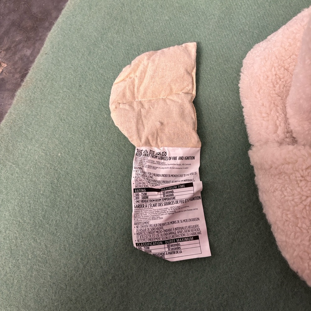 NWT Aroma Home Cream Sherpa Microwaveable Slippers Lavender Fragrance 7.5-8